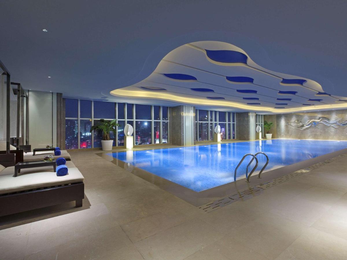 Pullman Yantai Center Exterior foto